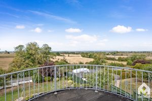 Photo 16- click for photo gallery